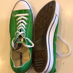 Converse chuck taylor shoes - kelly green size 13